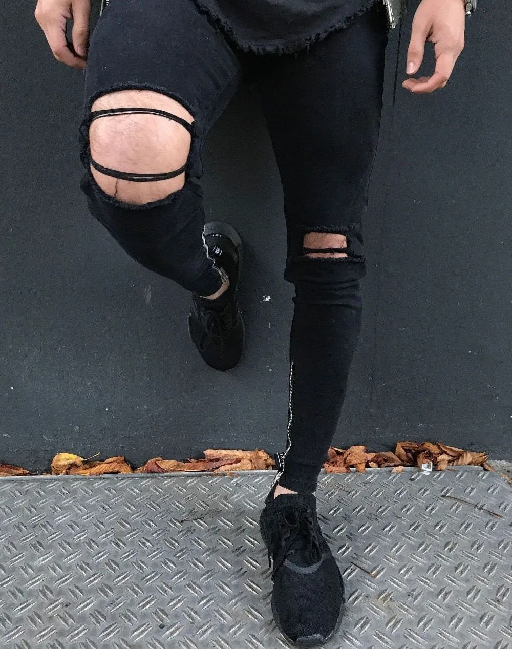 Black Skinny Knee Ripped Ankle Zipper Jeans